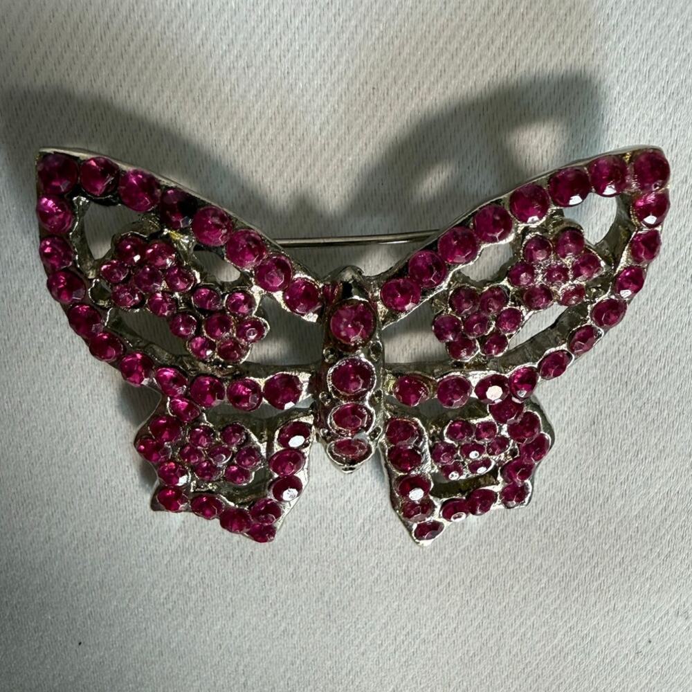 Vintage Pink Rhinestone Butterfly Brooch Pin Silver Tone Statement Jewelry - Picture 2 of 8